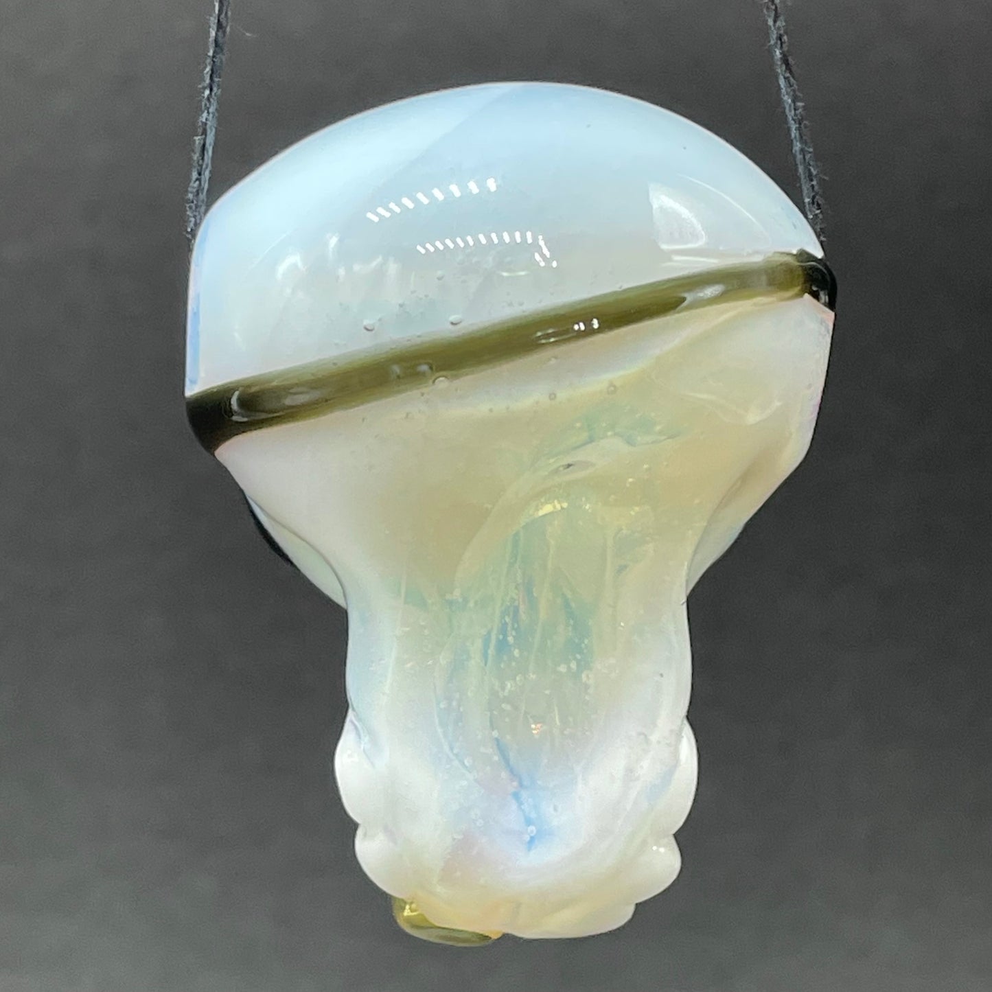 Artisan glass one eyed Willie skull pendant - detailed craftsmanship