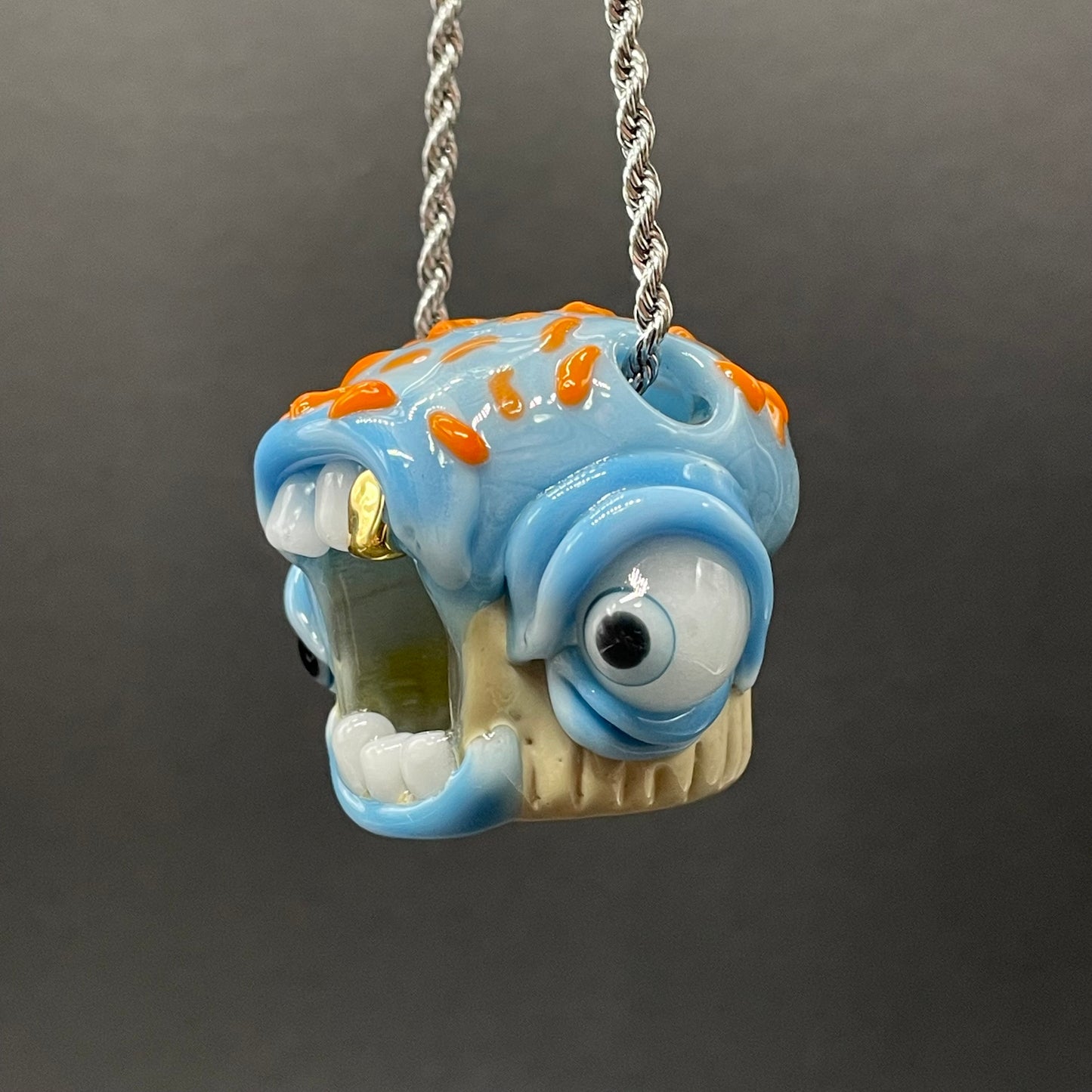 Cupcake pendant