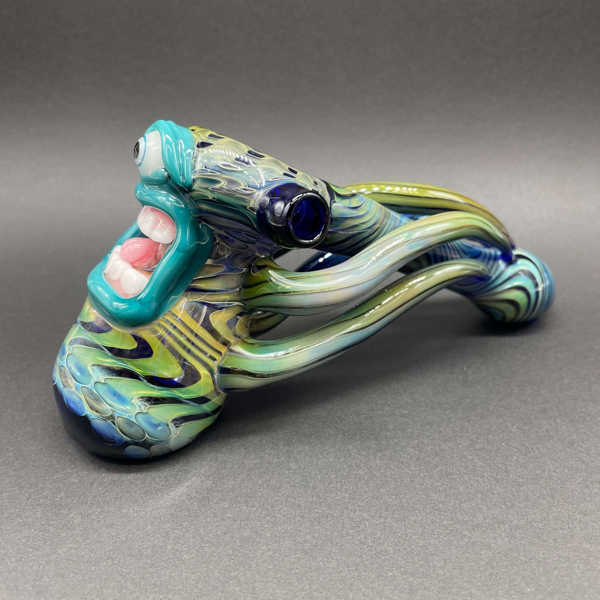 Hand-blown Screaming tentacle bubbler - Leviathan Glass original