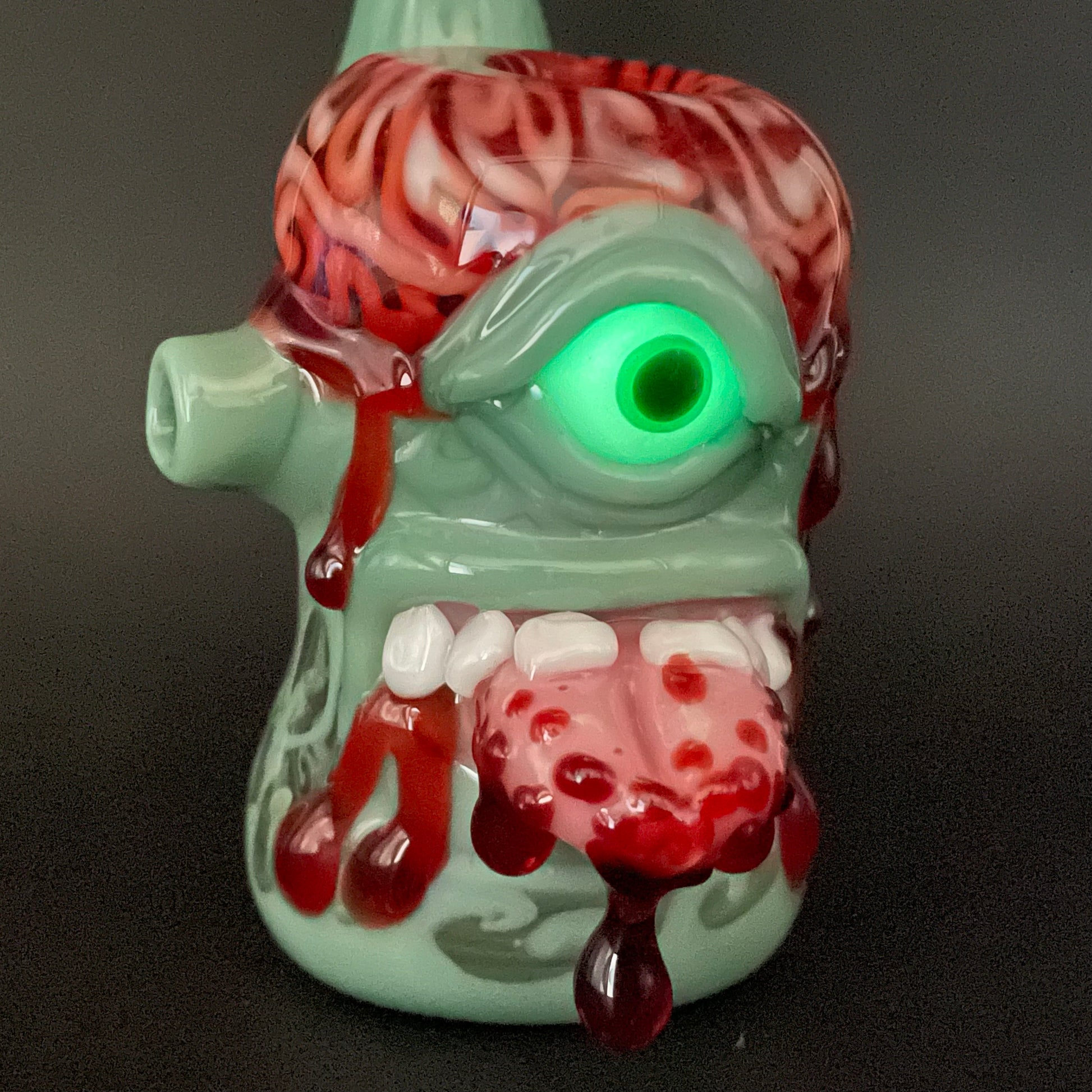 Artisan glass Brain eater bubbler - detailed craftsmanship