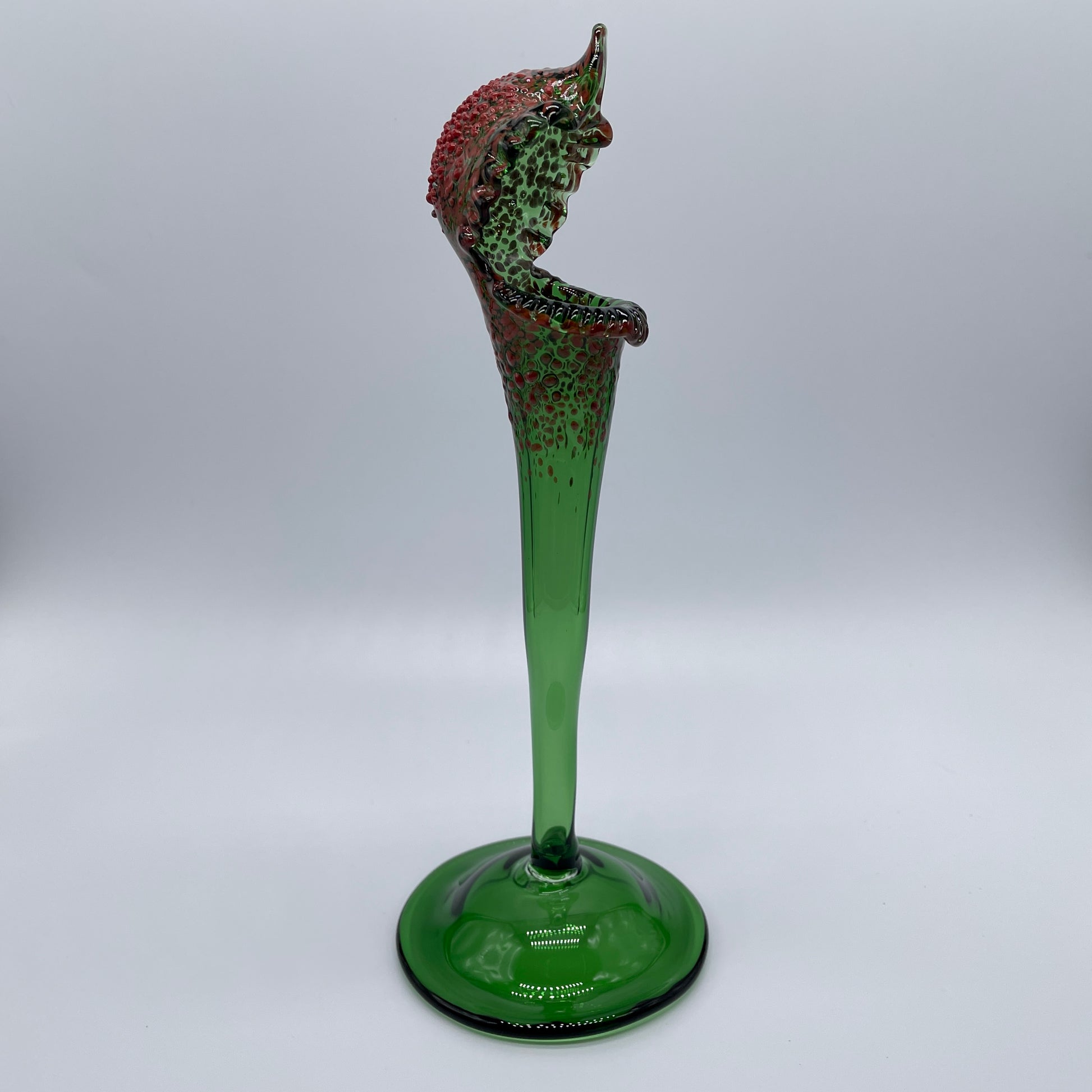 Artisan glass Pitcher plant sculpture - detailed craftsmanship