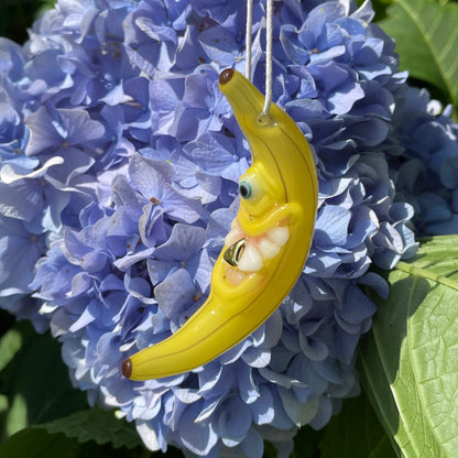 Banana pendant detail view - premium glass art