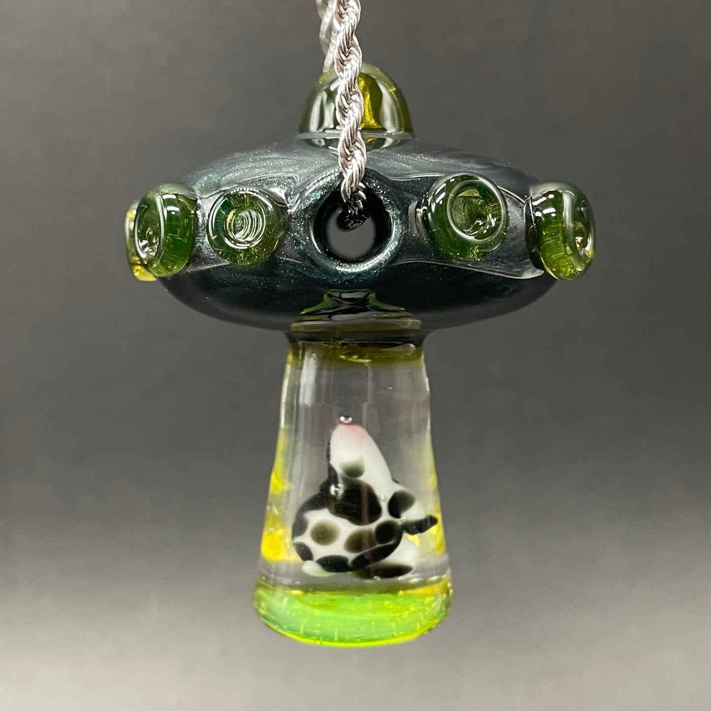 Alien abduction pendant (cow)