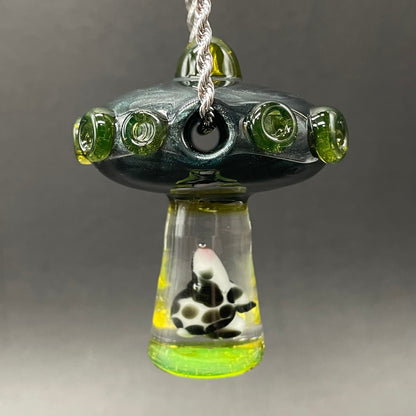 Alien abduction pendant (cow)