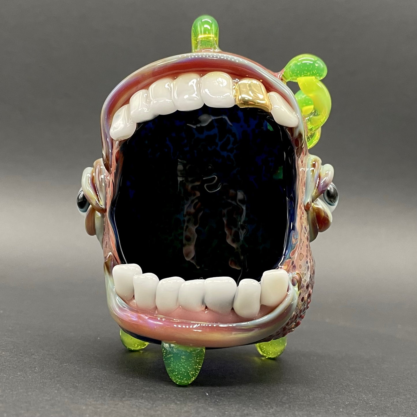 Screaming incense burner