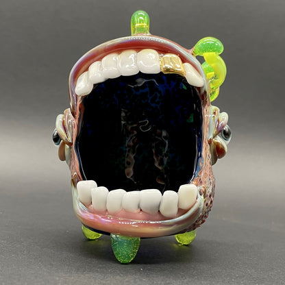 Screaming incense burner