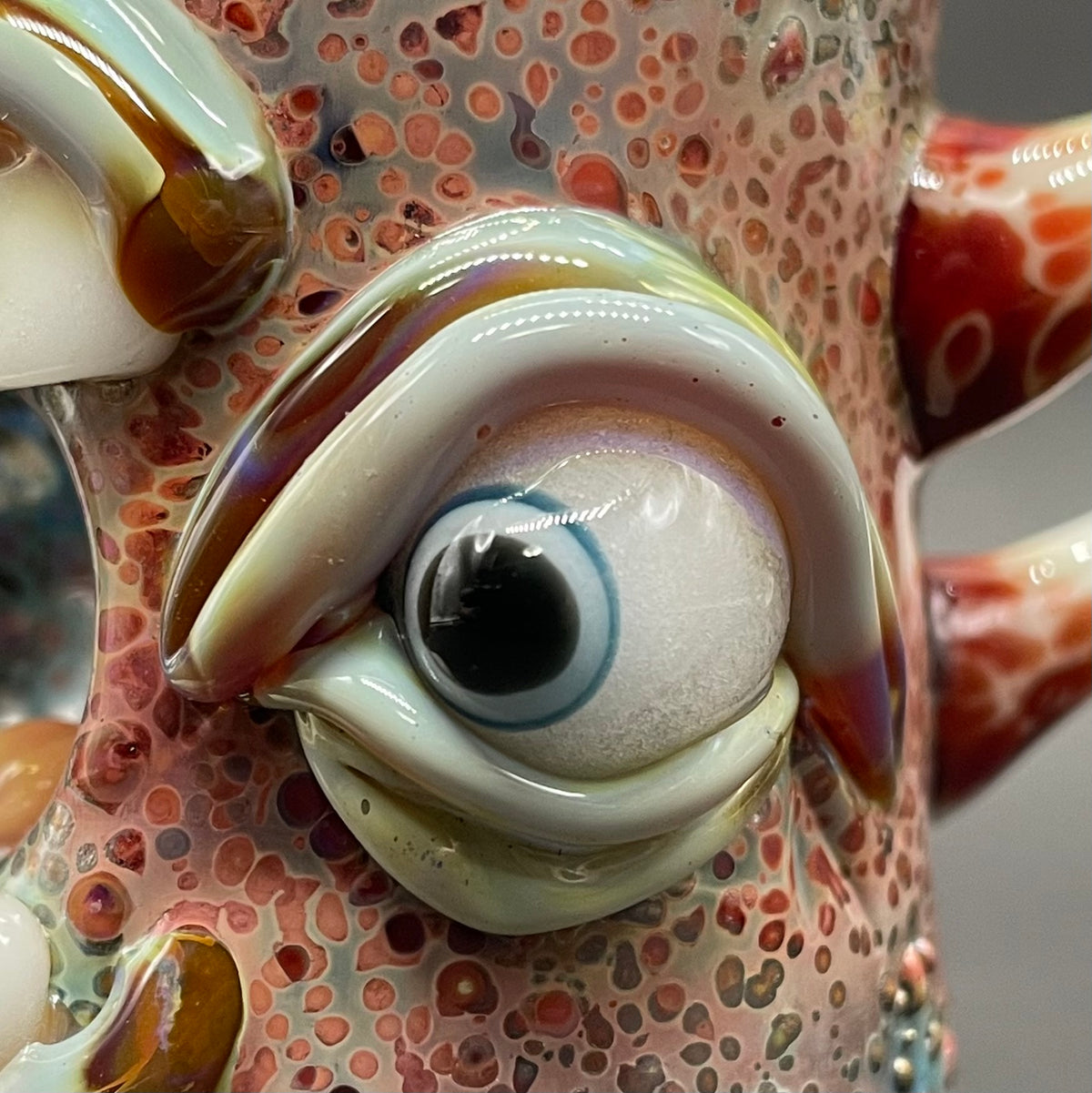 Hand-blown Screaming shot glass - Leviathan Glass original
