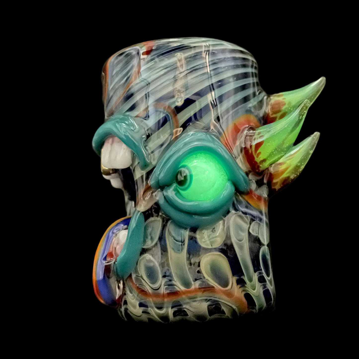 Artisan glass Screaming rainbow tongue shot glass - detailed craftsmanship