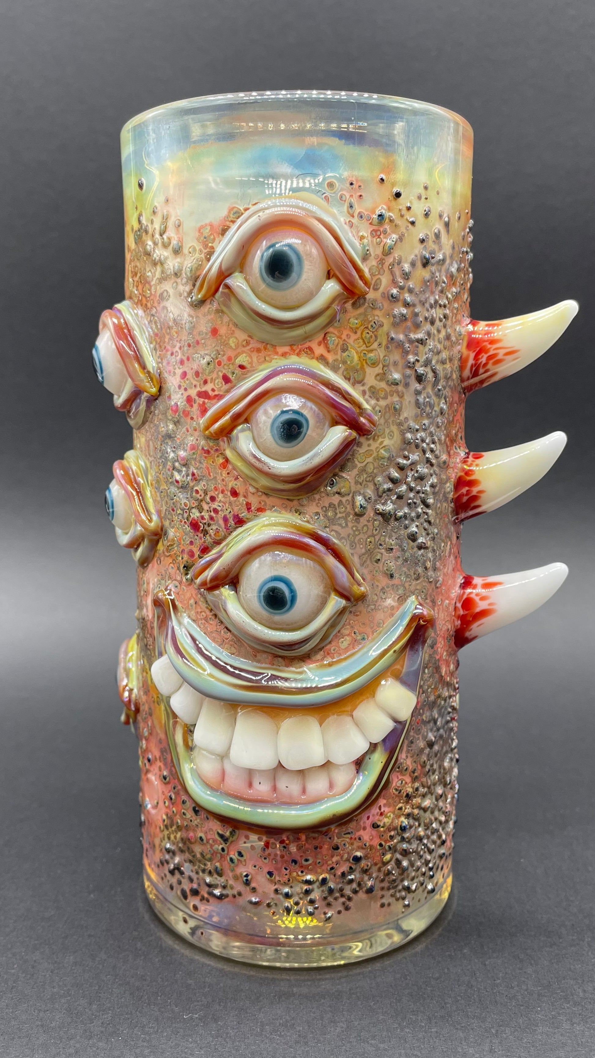 pint glass detail view - premium glass art