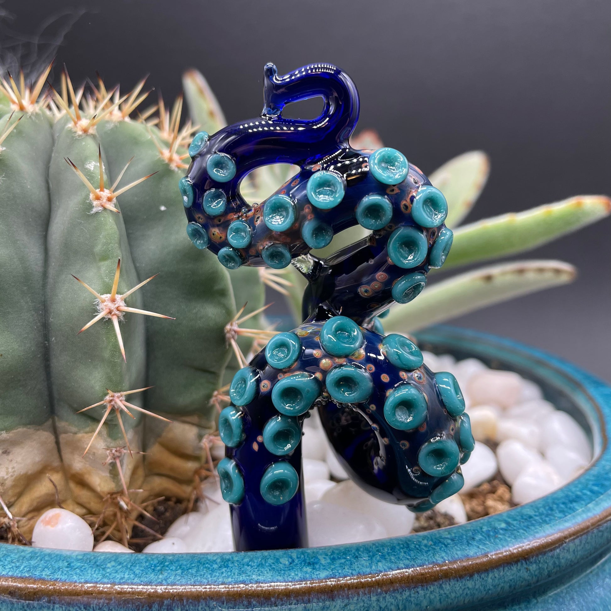 Hand-blown tentacle plant decoration - Leviathan Glass original