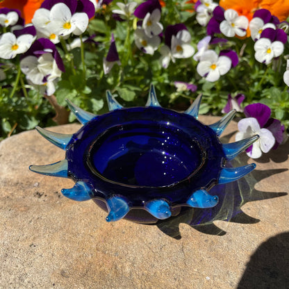 Hand-blown glass Spiny ashtray by Leviathan Glass