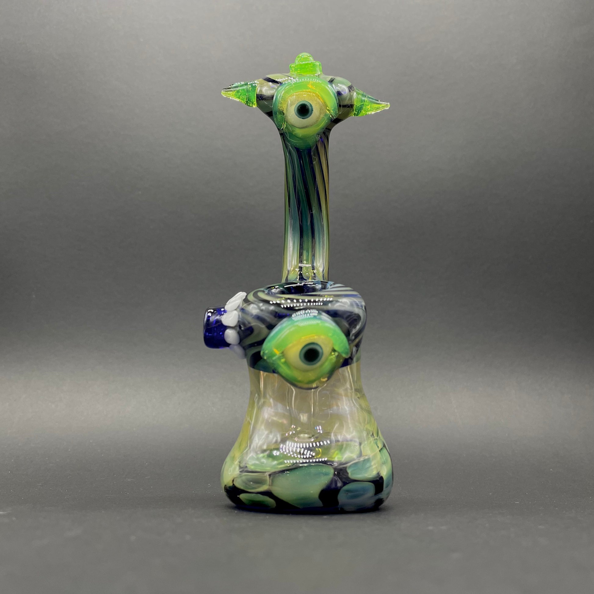 alien head bubbler craftsmanship - artisan glass work