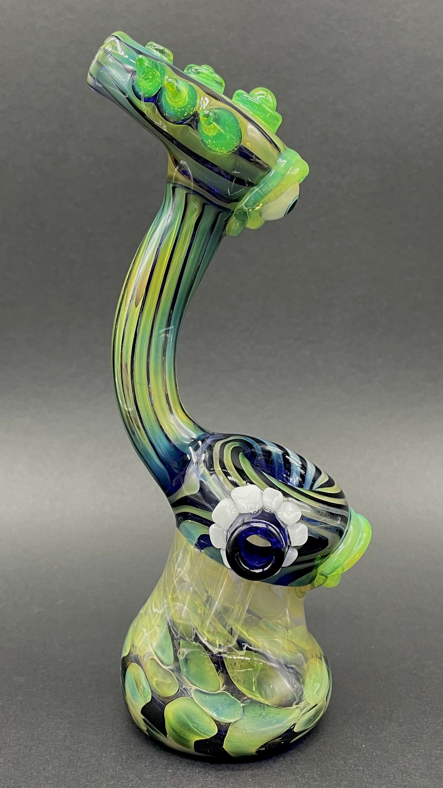 Hand-blown alien head bubbler - Leviathan Glass original