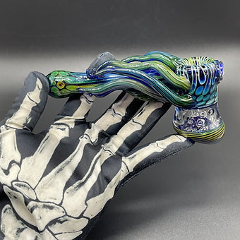 Tentacle Bubbler by Leviathan Glass - artisan detail