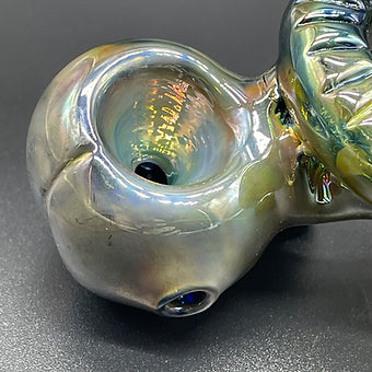 Death Eater Hand Pipe by Leviathan Glass - artisan detail