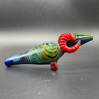 Close-up of Rams Horn Steamroller - handcrafted glass