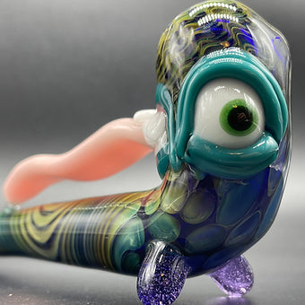 Long Tongue Gandalf craftsmanship - artisan glass work