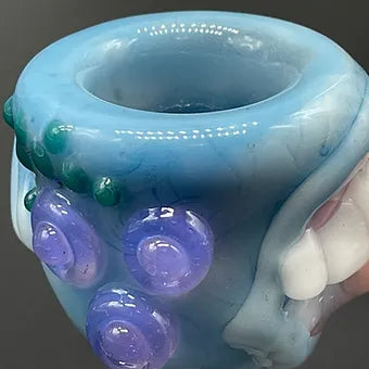 drooling tongue, Siberia, 14mm, 4 hole slide by Leviathan Glass - artisan detail