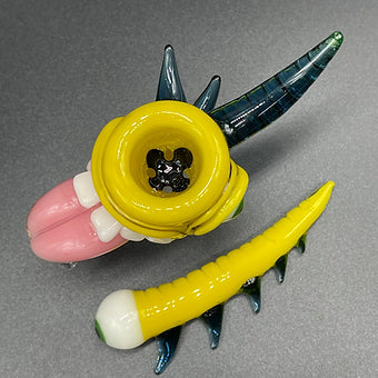 14mm Citrine Yellow Tongue Slide and poker detail view - premium glass art