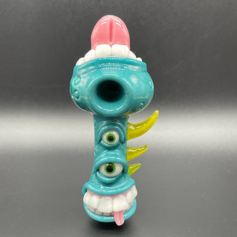 Agua Azule Guardian Of The Rabbit Hole Spoon detail view - premium glass art