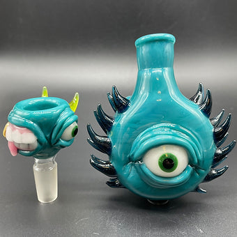 14mm 90º Agua Azul Spiked ash catcher set by Leviathan Glass - artisan detail