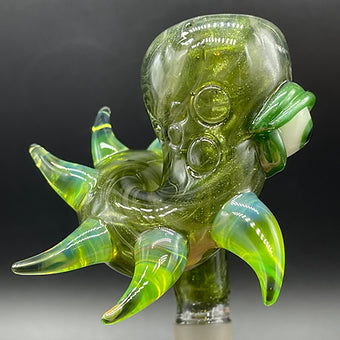 Artisan glass 14mm Loopty Loop Jackpot Slide - detailed craftsmanship
