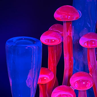 14mm UV mushroom rig by Leviathan Glass - artisan detail