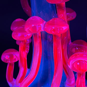 Hand-blown 14mm UV mushroom rig - Leviathan Glass original