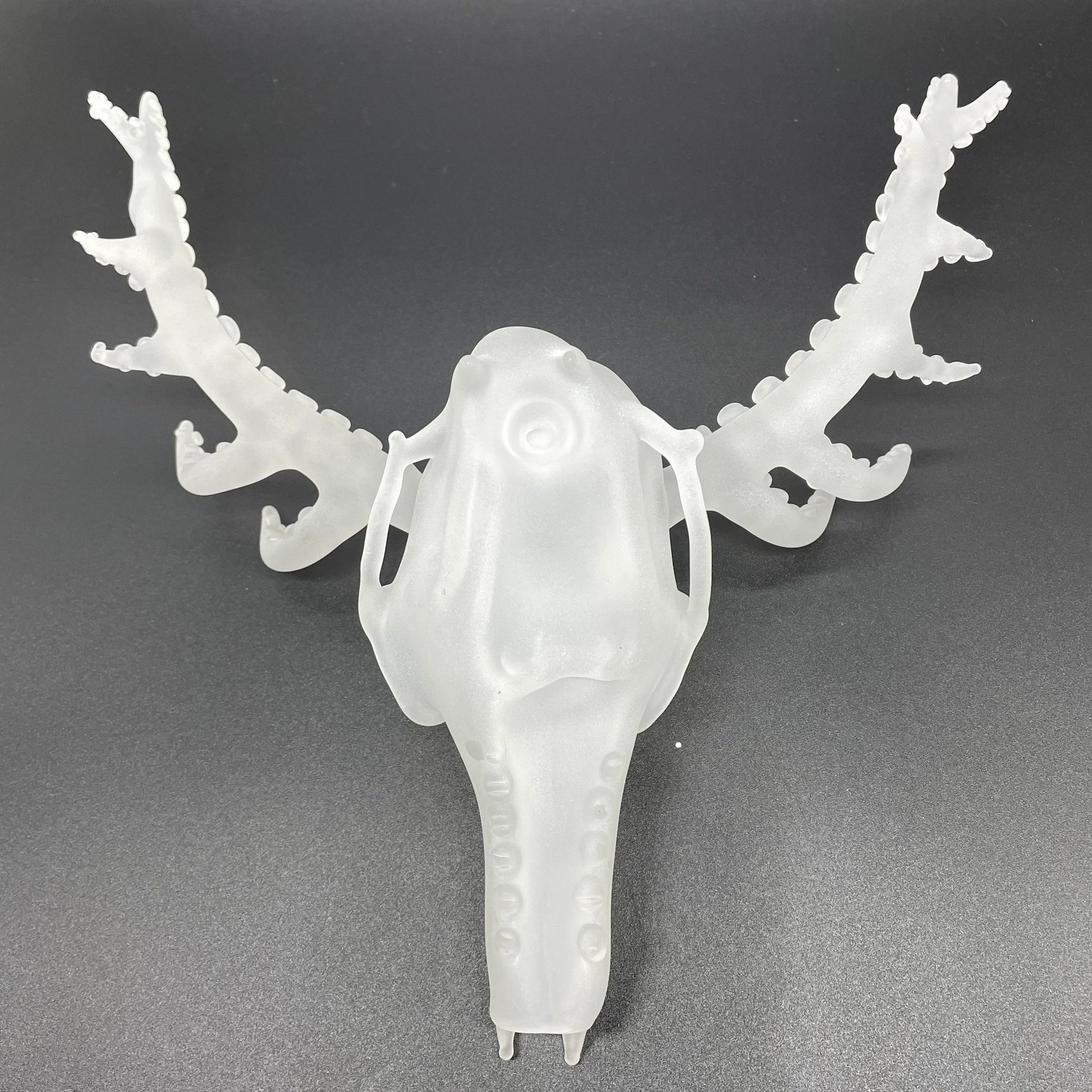 Tentacle skull detail view - premium glass art