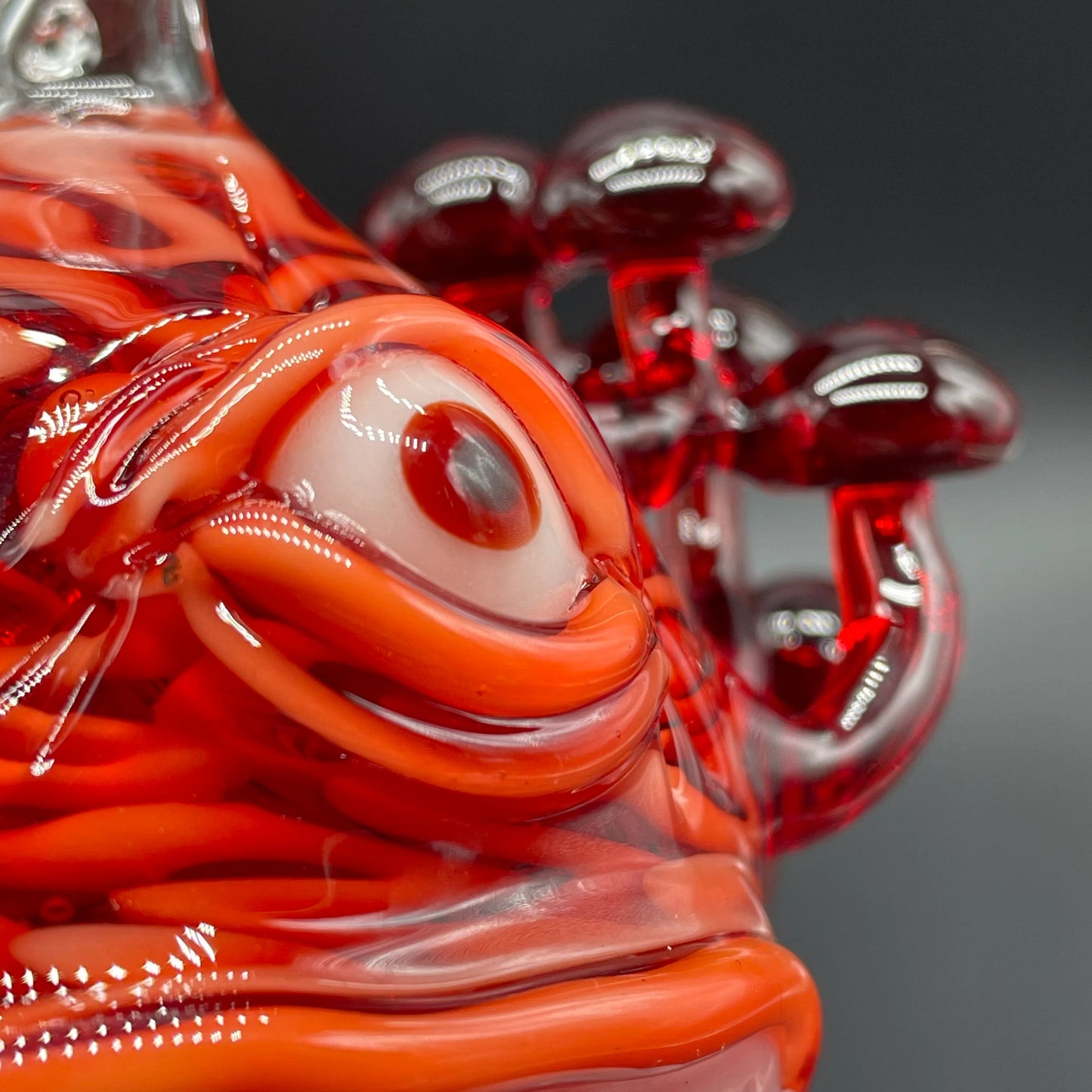 Cyclopian Brain ornament craftsmanship - artisan glass work