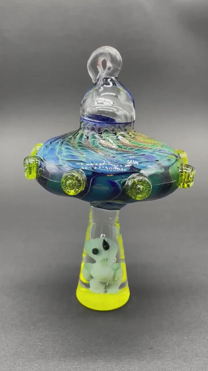 Alien abduction ornament (Alien)